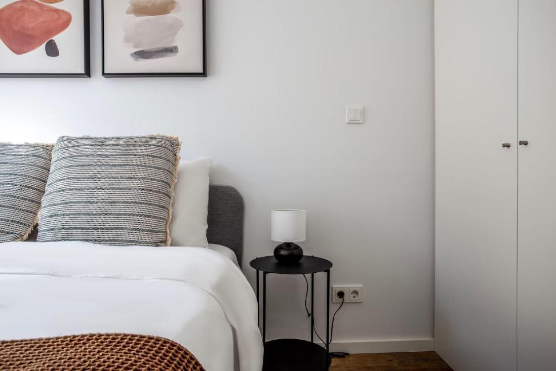 Private Bedrooms In The Heart Of Lissabon Exterior foto